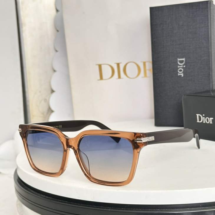 Picture of Dior Sunglasses _SKUfw77121943fw